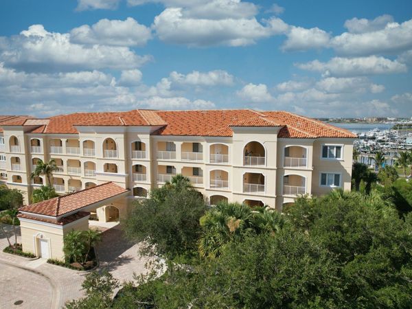 34 Harbour Isle Drive W, Unit 204, Fort Pierce, FL 34949