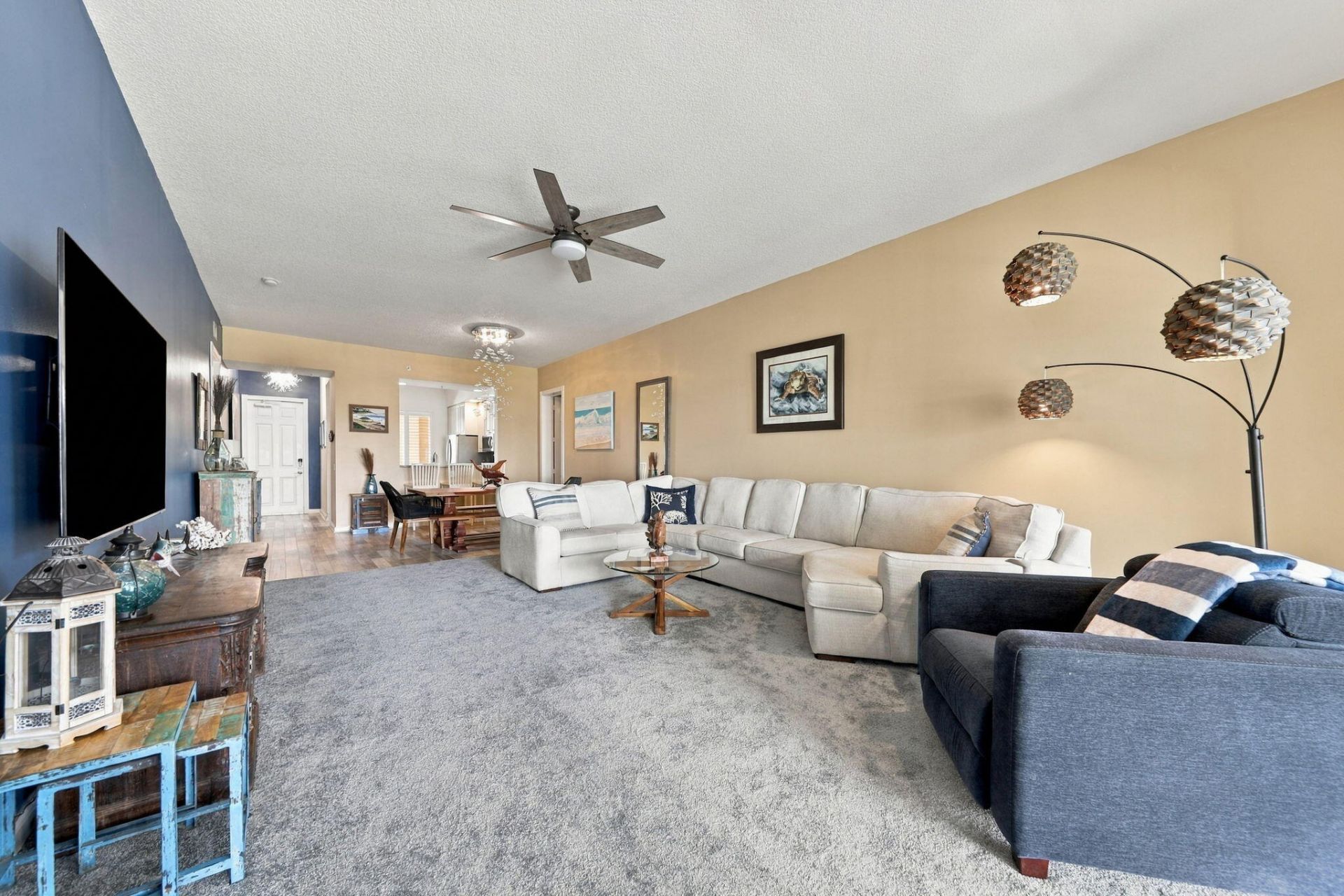 34 Harbour Isle Drive W, Unit 204, Fort Pierce, FL 34949 Photo