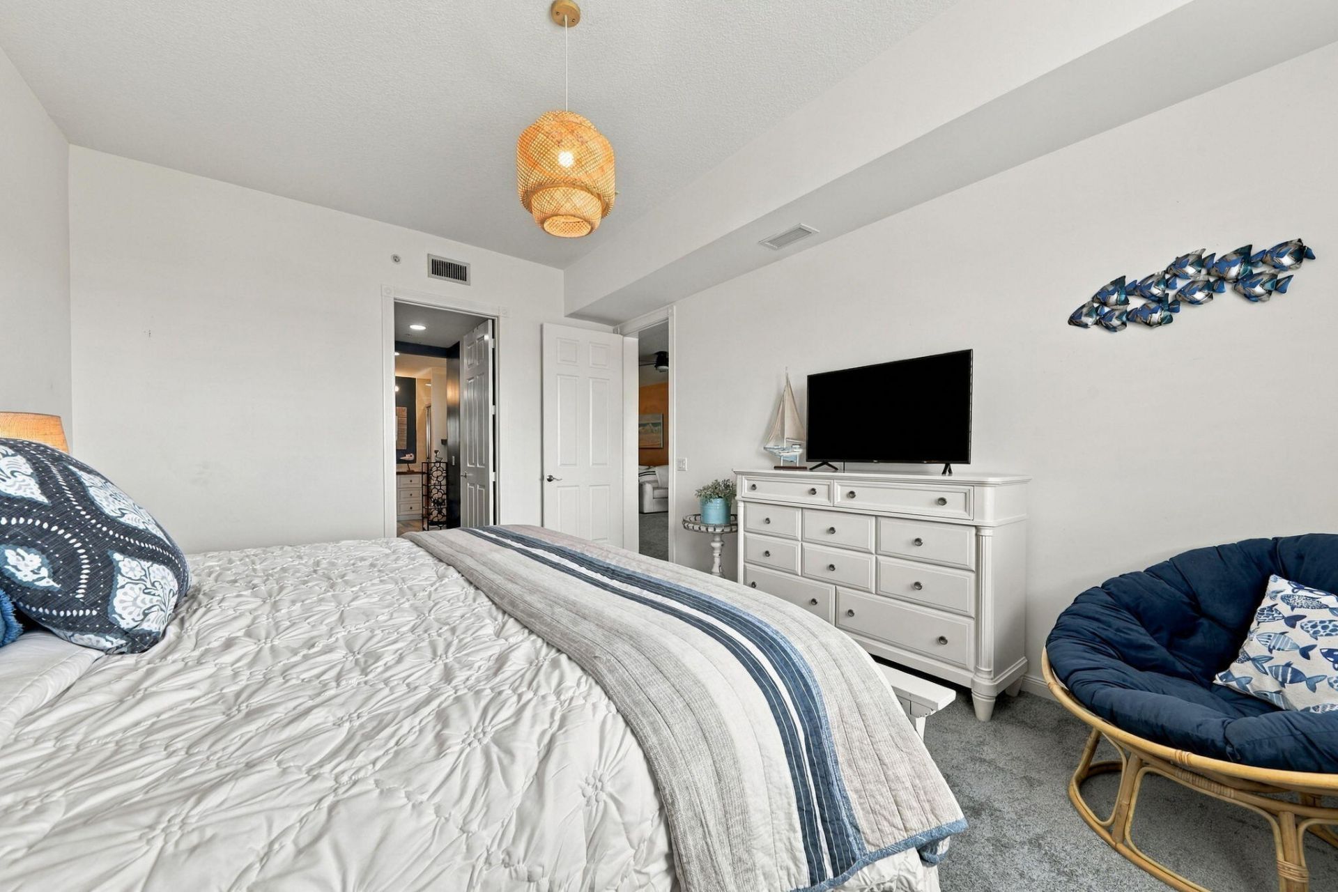 34 Harbour Isle Drive W, Unit 204, Fort Pierce, FL 34949 Photo