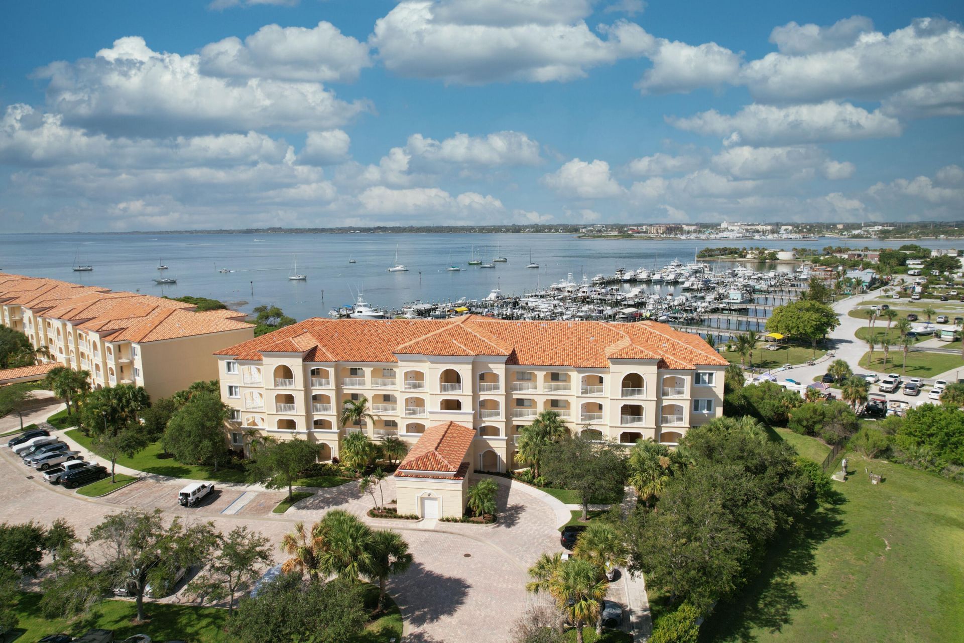 34 Harbour Isle Drive W, Unit 204, Fort Pierce, FL 34949 Photo