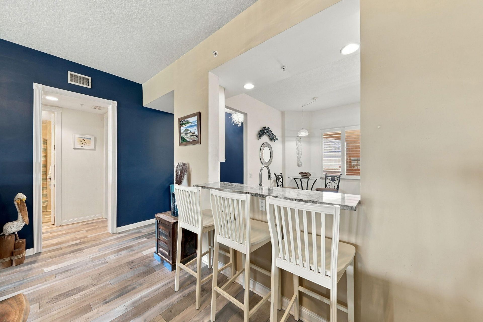 34 Harbour Isle Drive W, Unit 204, Fort Pierce, FL 34949 Photo