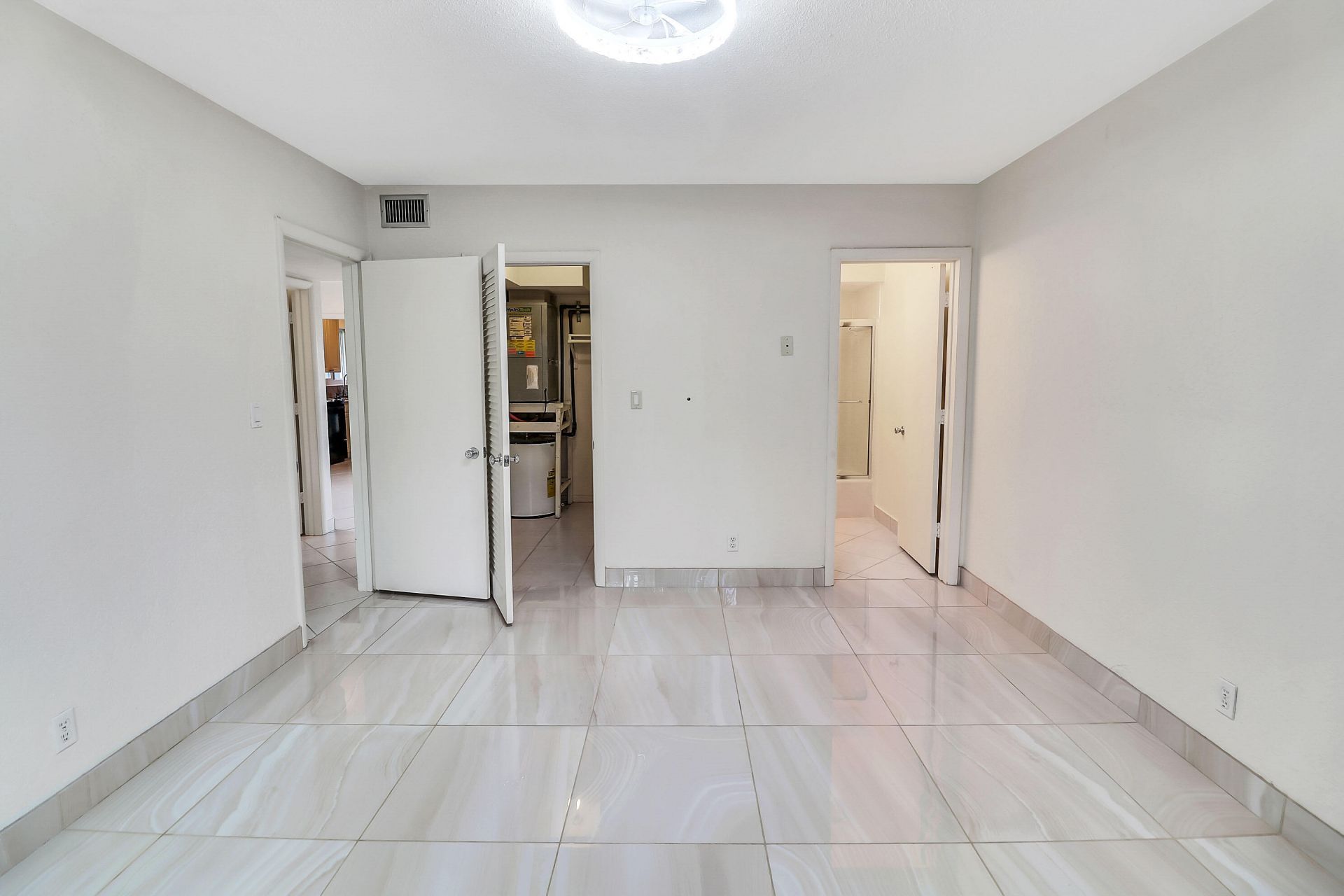 4111 NE 21st Way, Unit 211C, Lighthouse Point, FL 33064 Photo