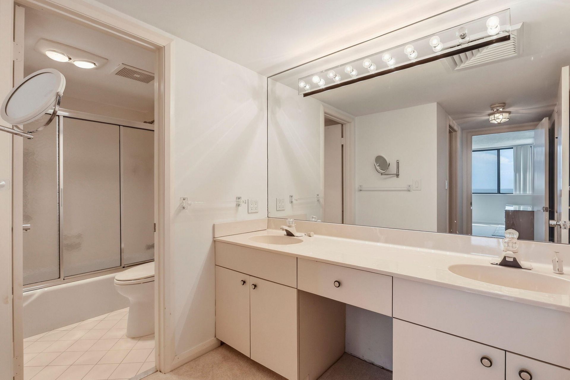 6885 N Ocean Boulevard, Unit 1010, Ocean Ridge, FL 33435 Photo