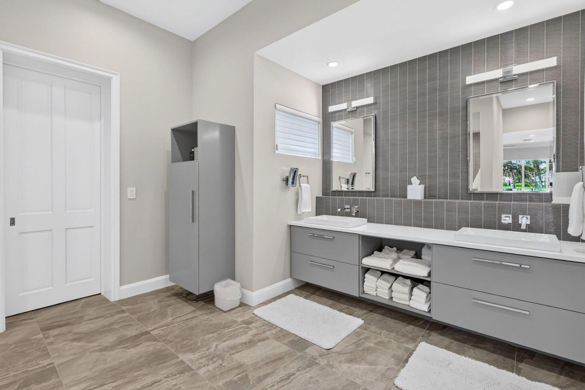 7037 SE Harbor Circle, Stuart, FL 34996 Photo
