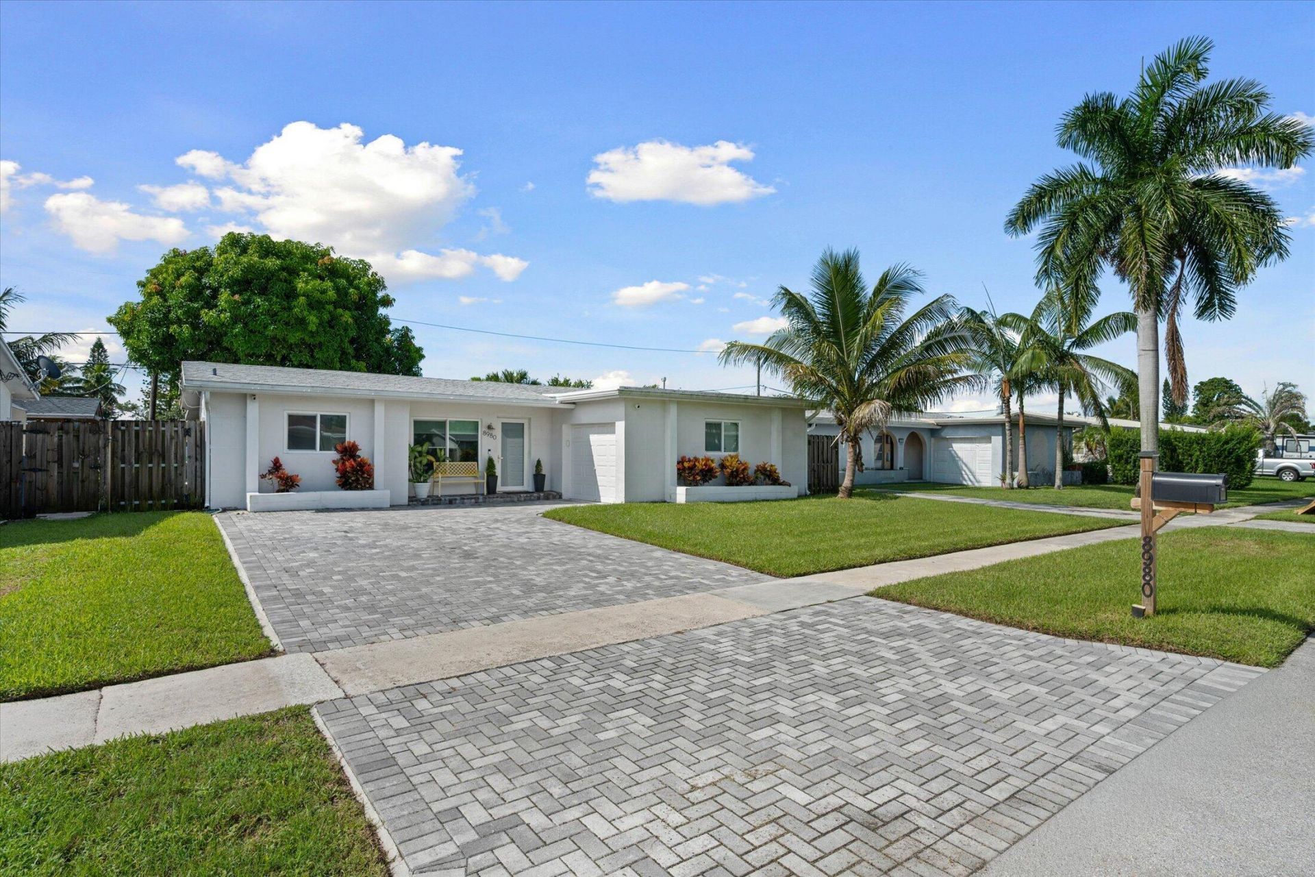 8980 NW 25th Street, Sunrise, FL 33322 Photo