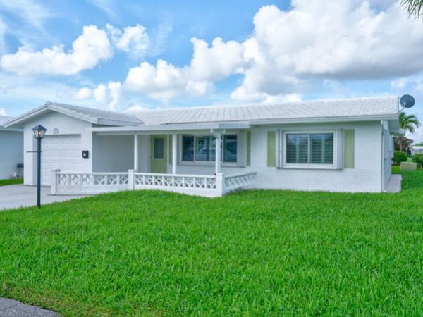 2198 SW 12th Avenue, Boynton Beach, FL 33426