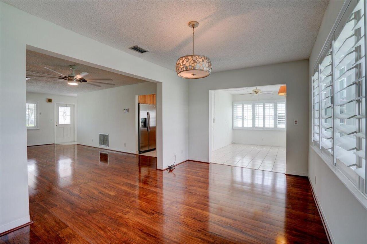 2198 SW 12th Avenue, Boynton Beach, FL 33426 Photo