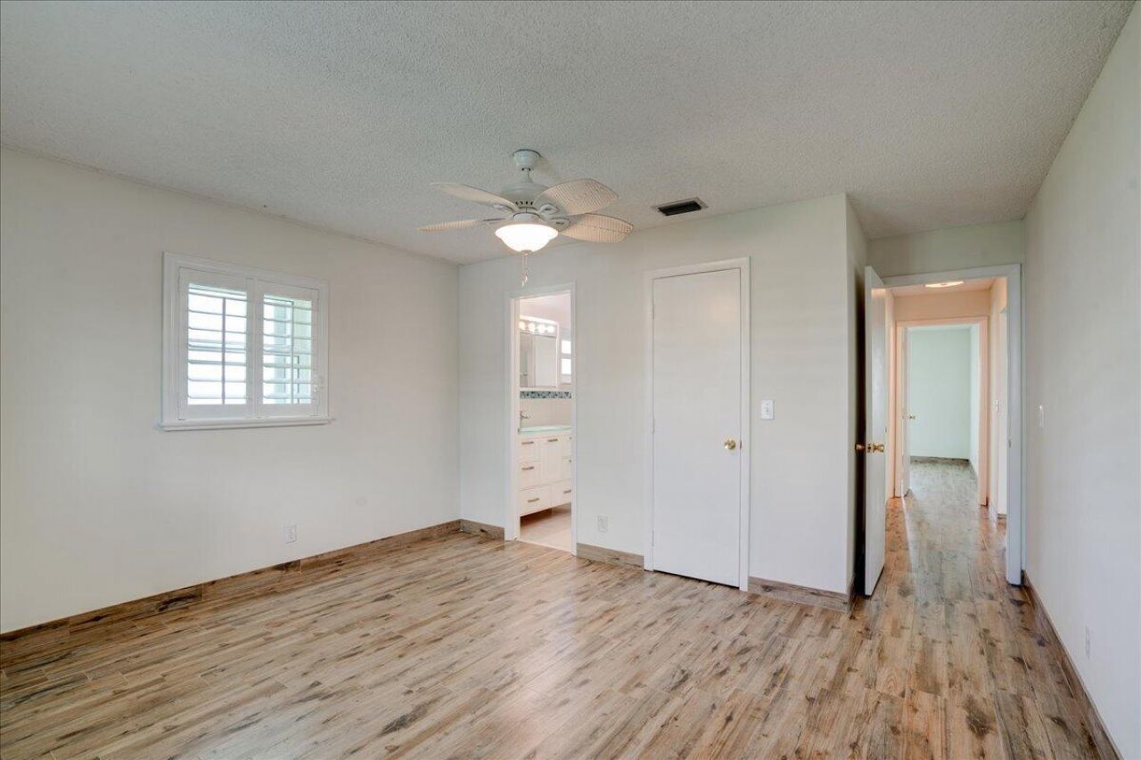 2198 SW 12th Avenue, Boynton Beach, FL 33426 Photo