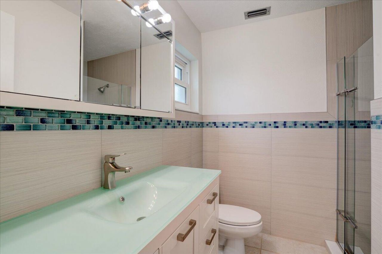 2198 SW 12th Avenue, Boynton Beach, FL 33426 Photo