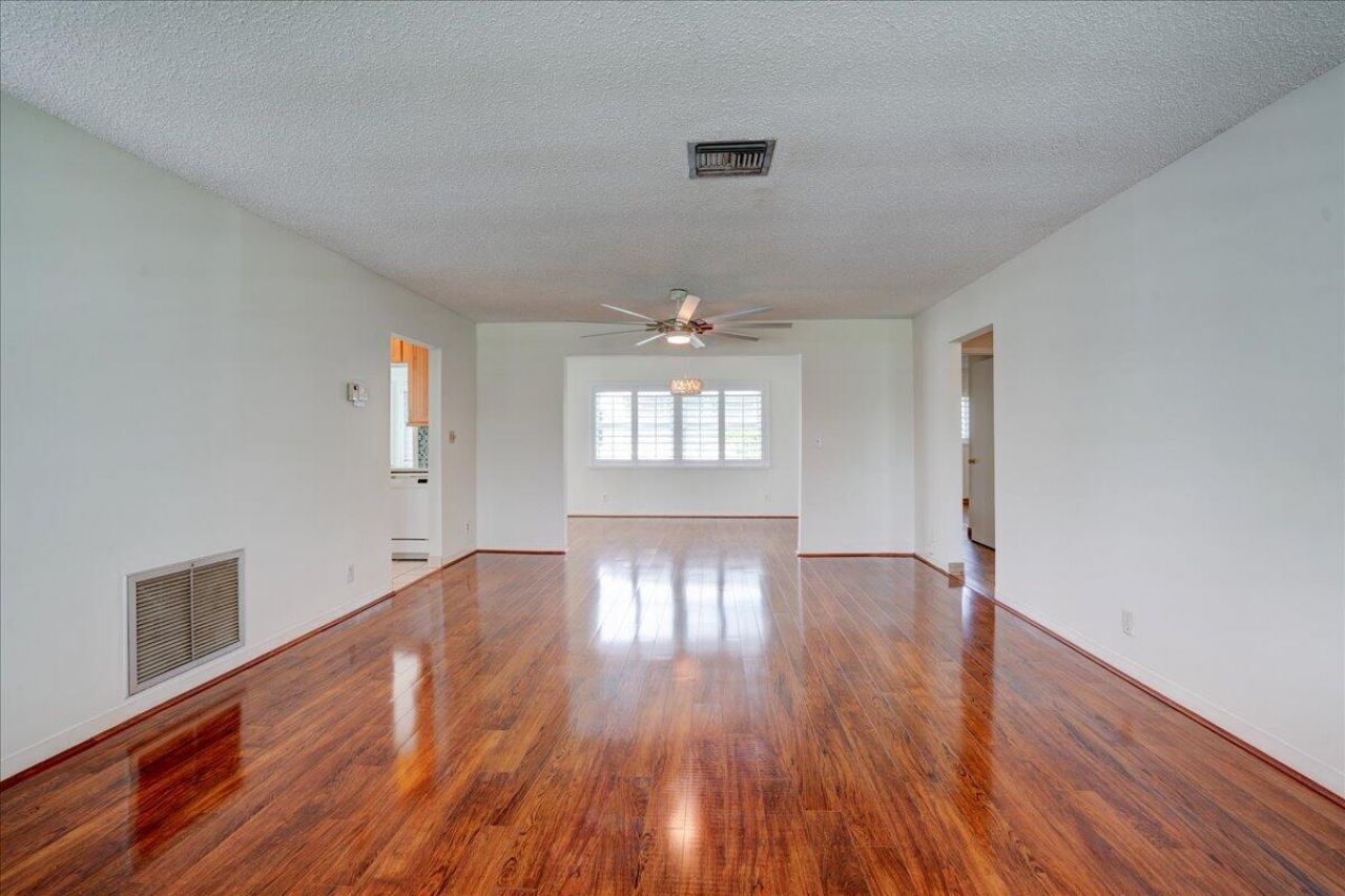 2198 SW 12th Avenue, Boynton Beach, FL 33426 Photo