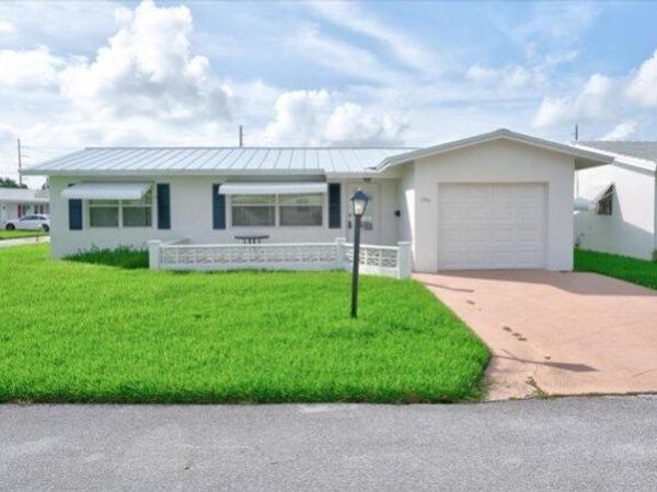 1590 SW 13th Terrace, Boynton Beach, FL 33426