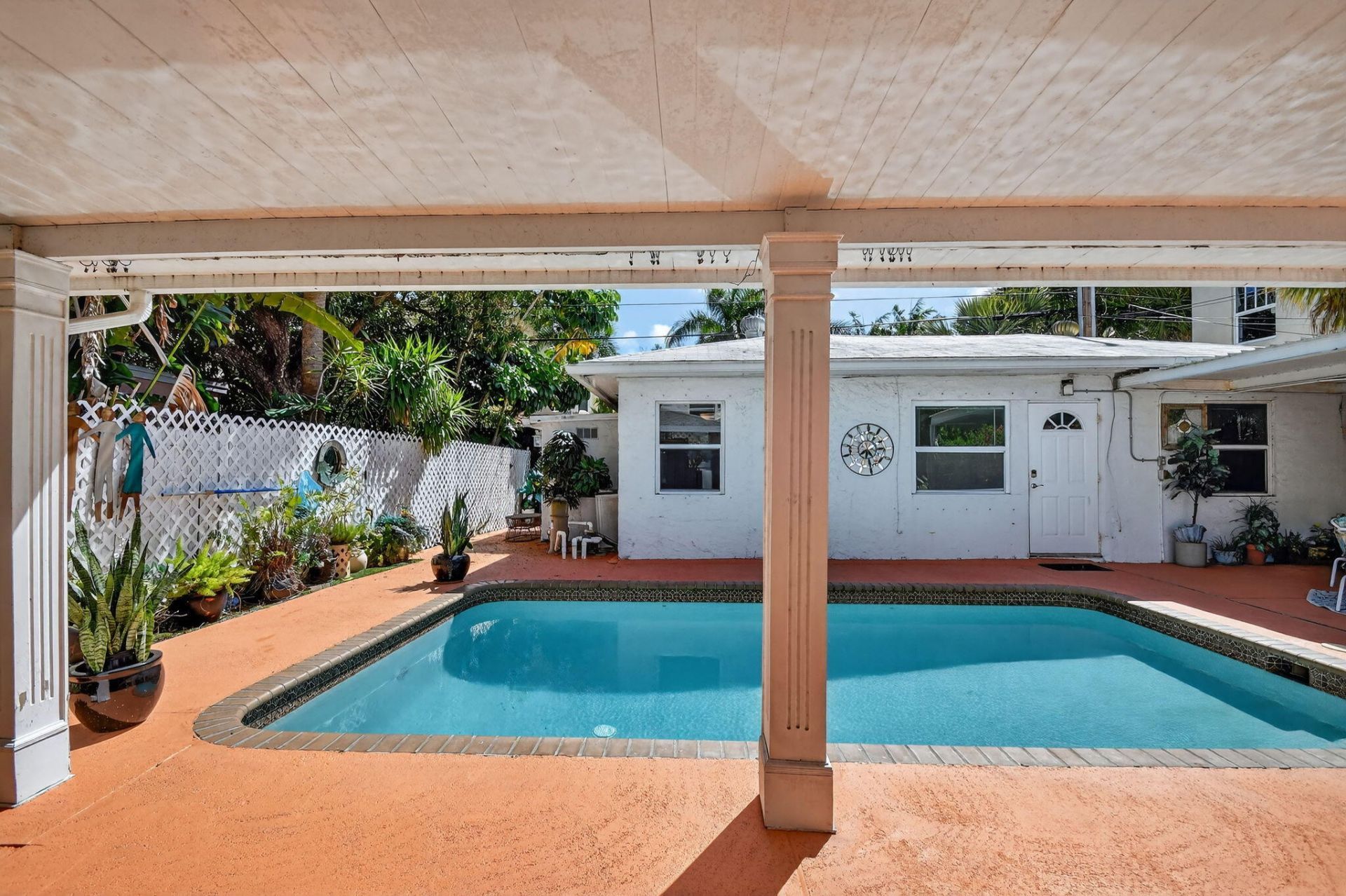 328 Monroe Drive, West Palm Beach, FL 33405 Photo