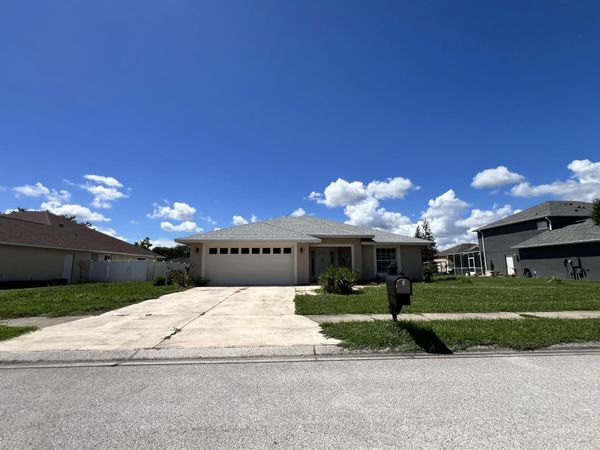 111 Shaddock Drive, Auburndale, FL 33823