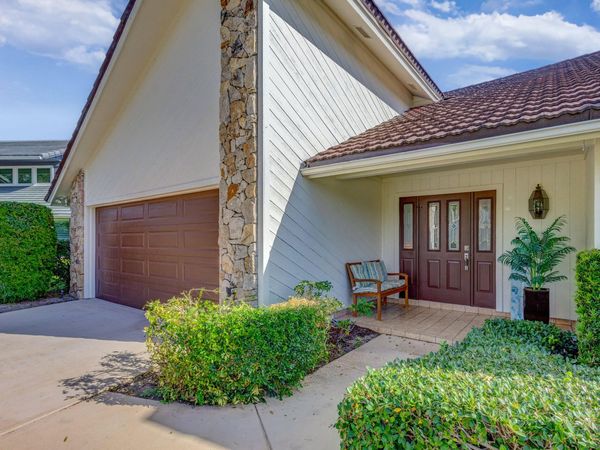 12870 La Rochelle Circle, Palm Beach Gardens, FL 33410