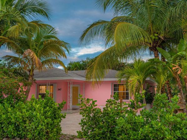 247 SE 3RD Avenue, Delray Beach, FL 33483