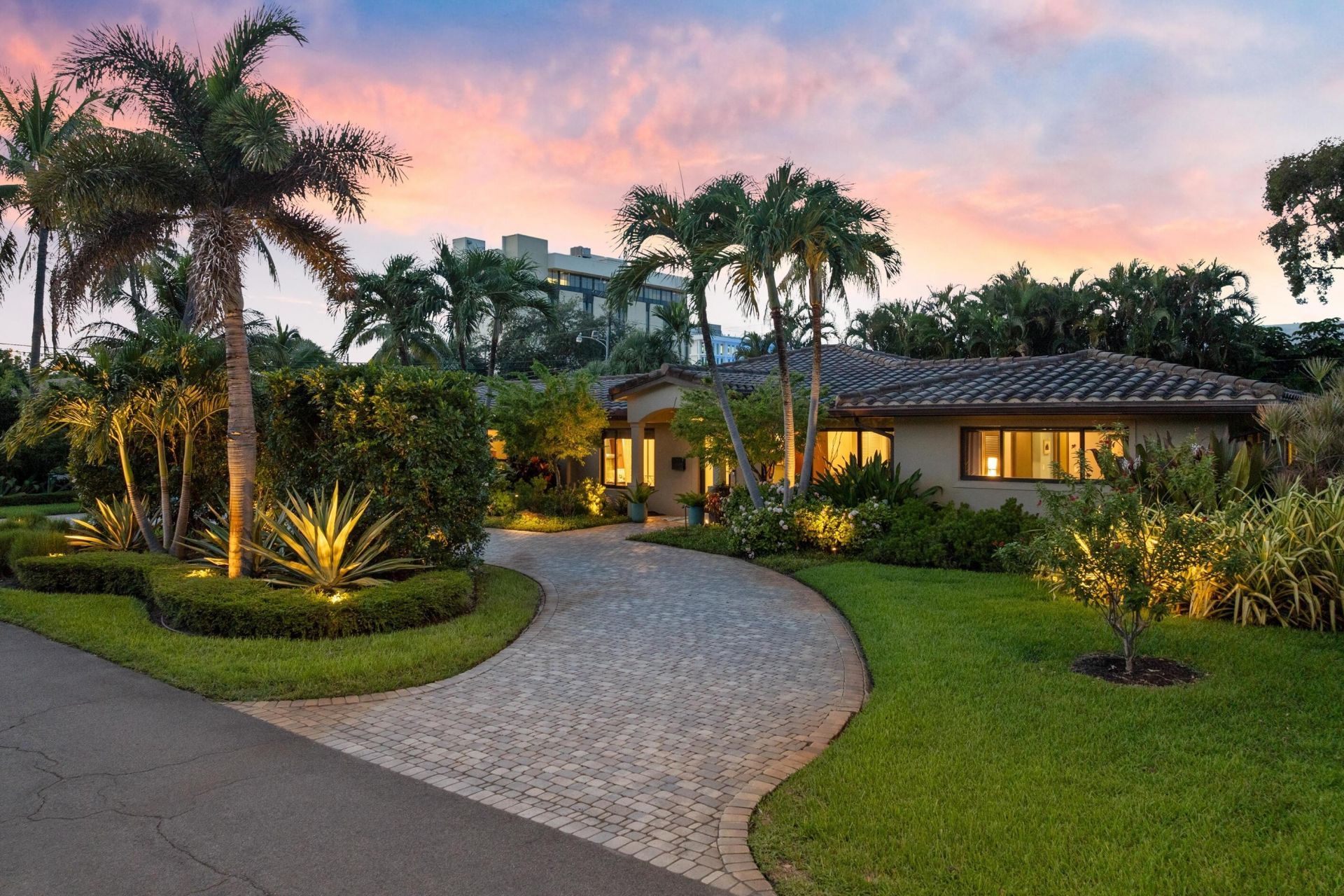 2625 NE 30th Street, Fort Lauderdale, FL 33306 Main Photo