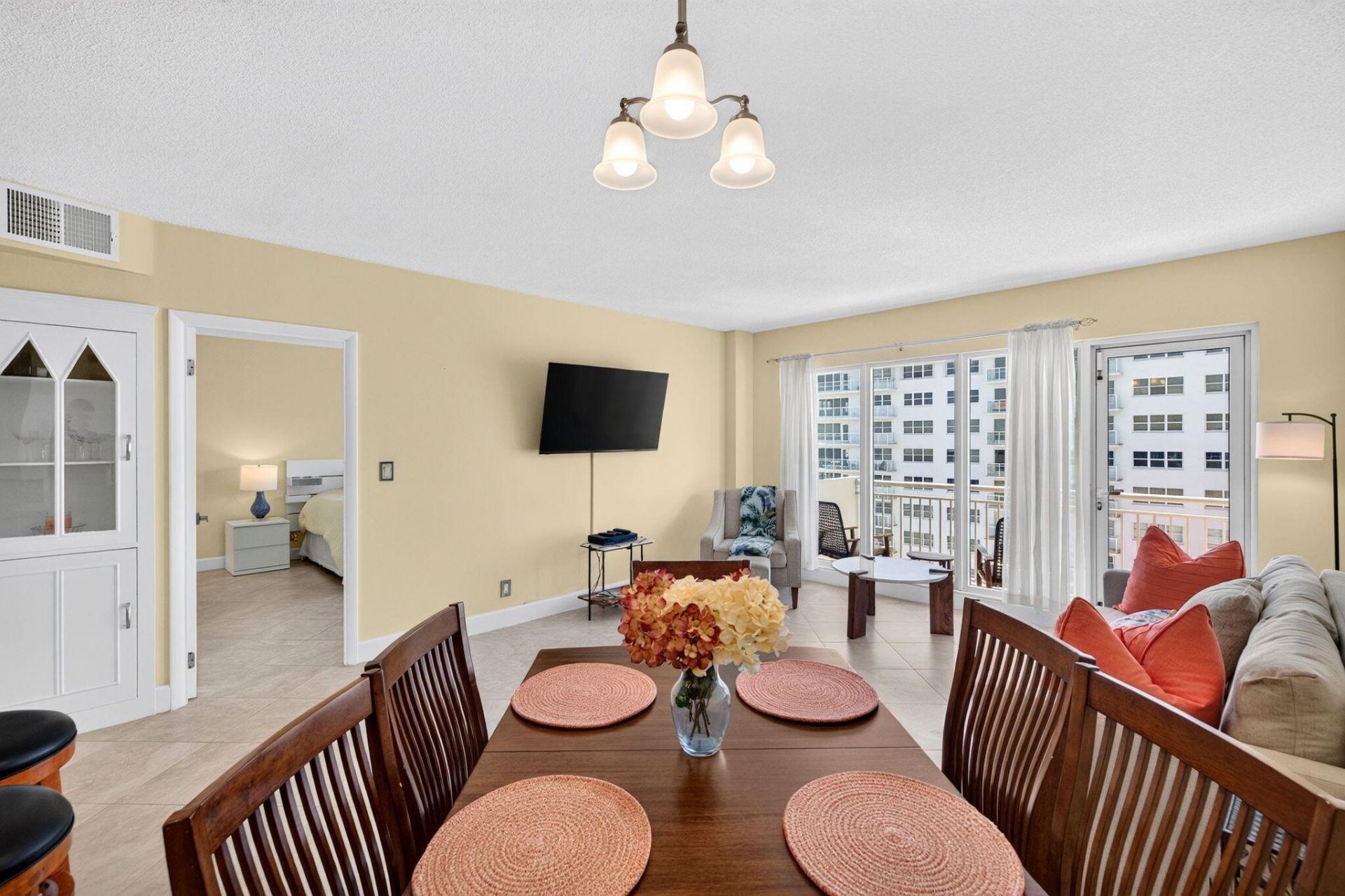133 N Pompano Beach Boulevard, Unit Apt. Ph-5, Pompano Beach, FL 33062 Photo
