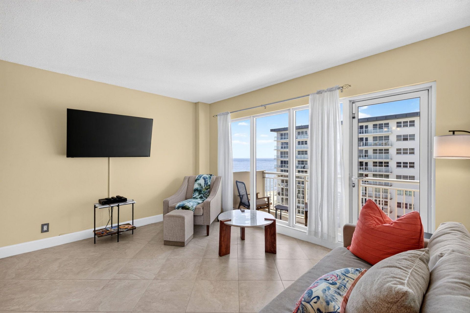 133 N Pompano Beach Boulevard, Unit Apt. Ph-5, Pompano Beach, FL 33062 Photo