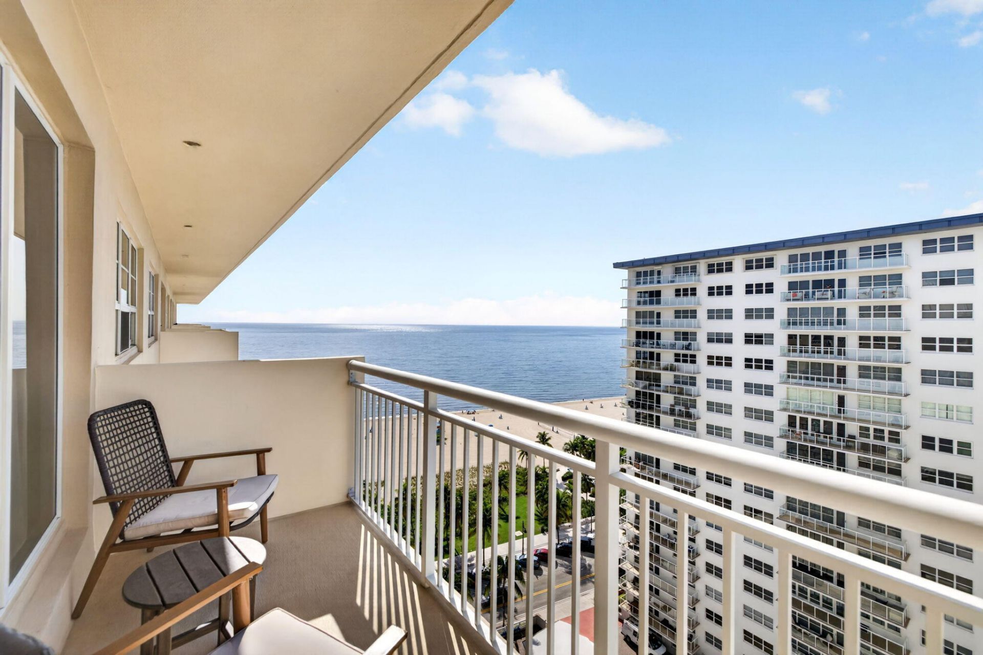 133 N Pompano Beach Boulevard, Unit Apt. Ph-5, Pompano Beach, FL 33062 Photo