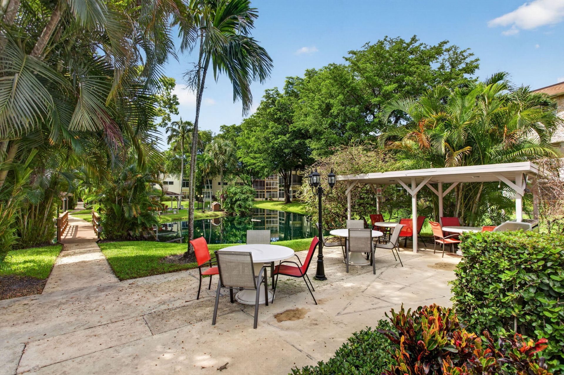 5181 W Oakland Park Boulevard, Unit 104, Lauderdale Lakes, FL 33313 Photo