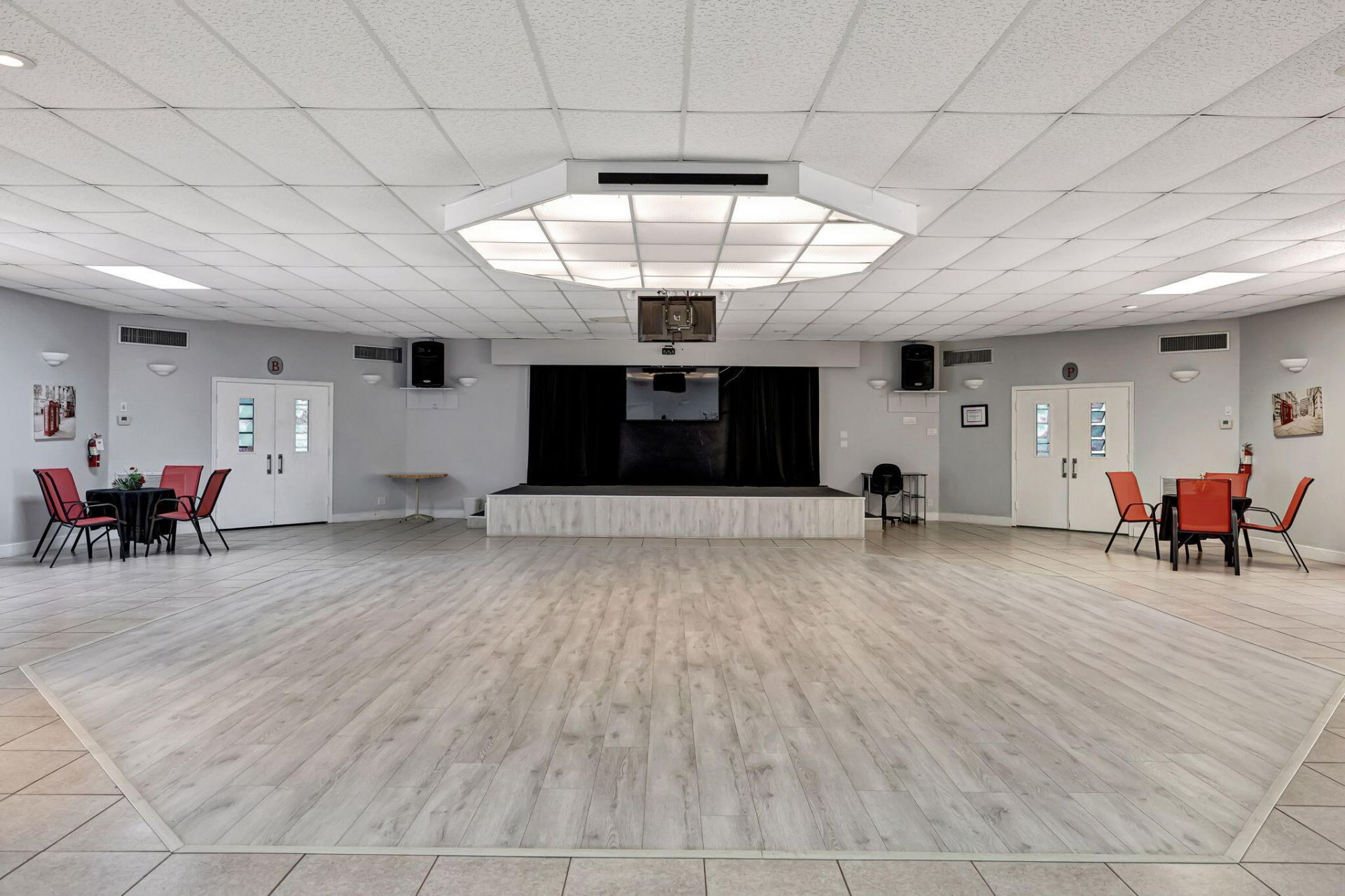 5181 W Oakland Park Boulevard, Unit 104, Lauderdale Lakes, FL 33313 Photo