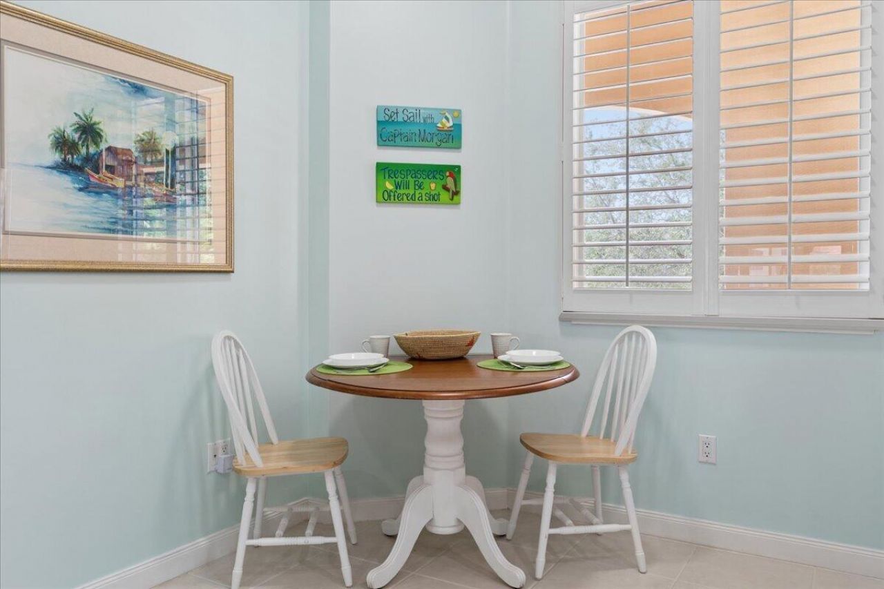 19 Harbour Isle Drive W, Unit 202, Fort Pierce, FL 34949 Photo