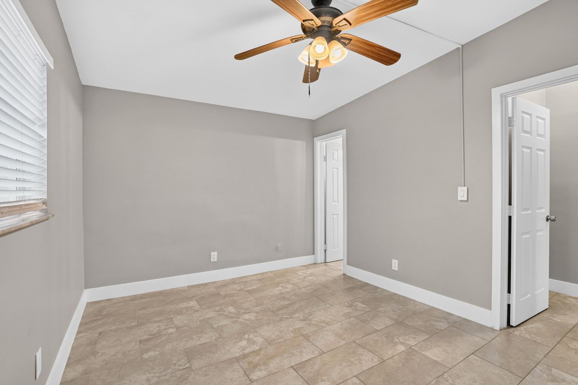 3765 NE 18th Avenue, Pompano Beach, FL 33064 Photo