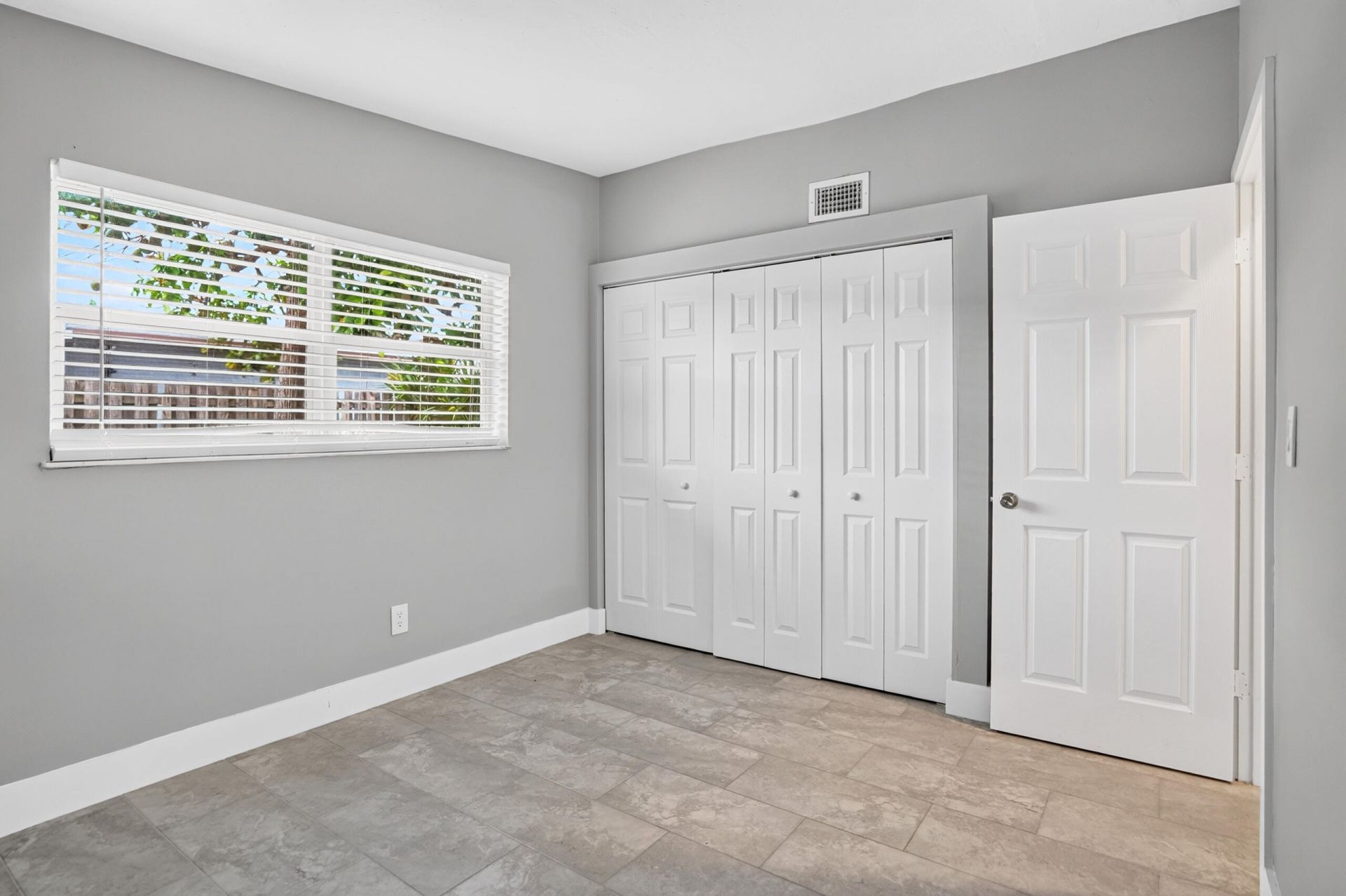 3765 NE 18th Avenue, Pompano Beach, FL 33064 Photo