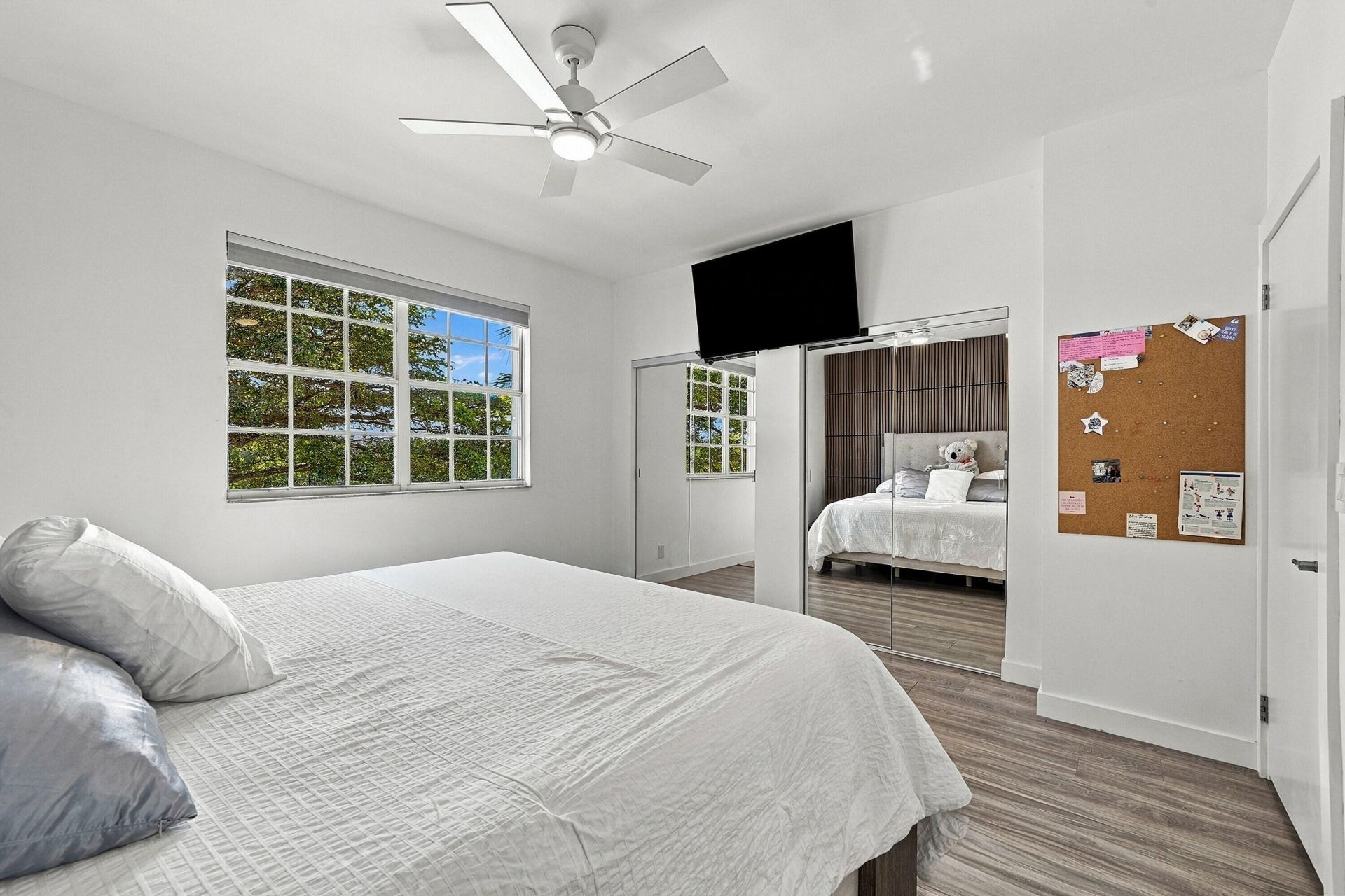 1521 Sorrento Drive, Unit 1521, Weston, FL 33326 Photo