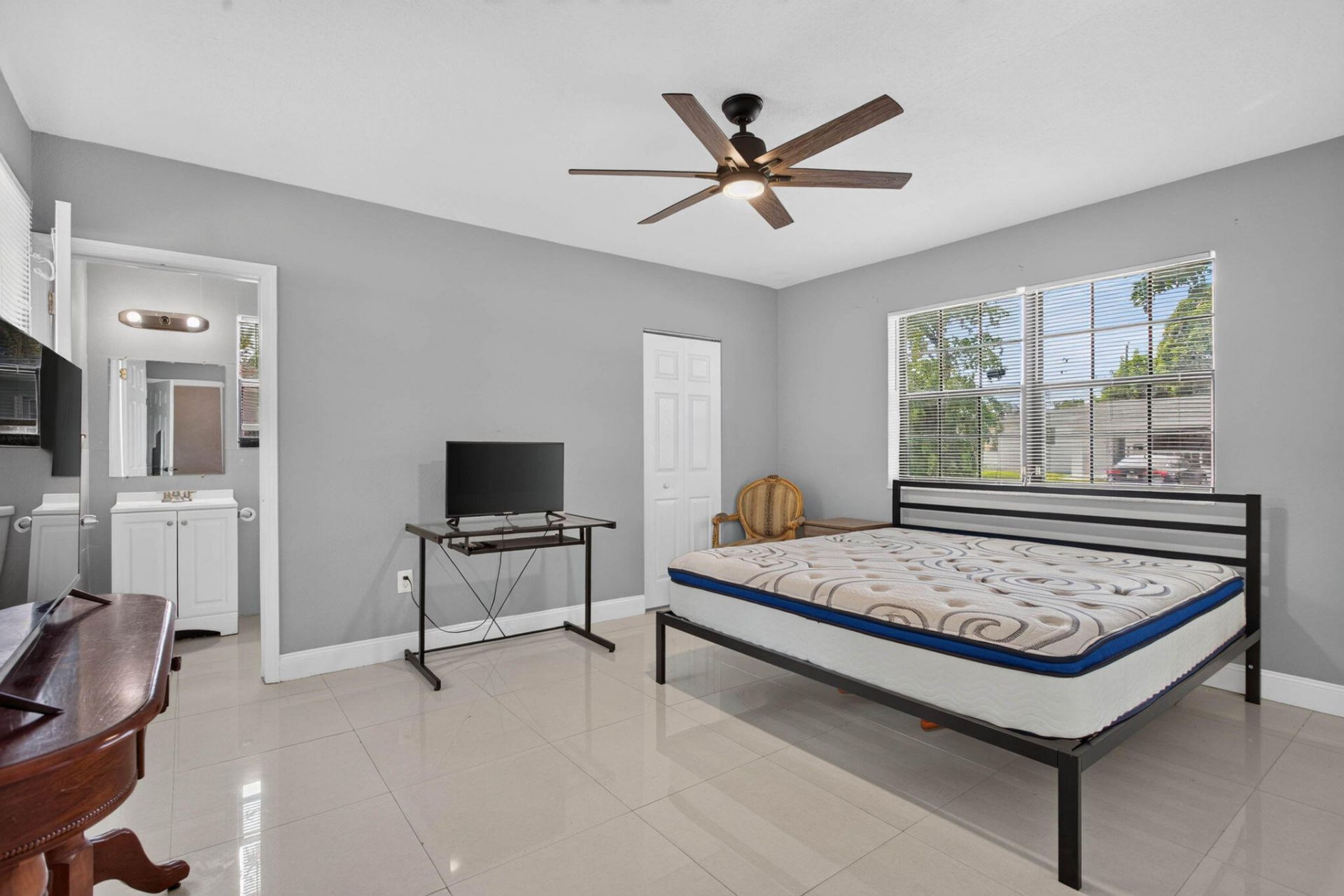 7571 Lasalle Boulevard, Miramar, FL 33023 Photo
