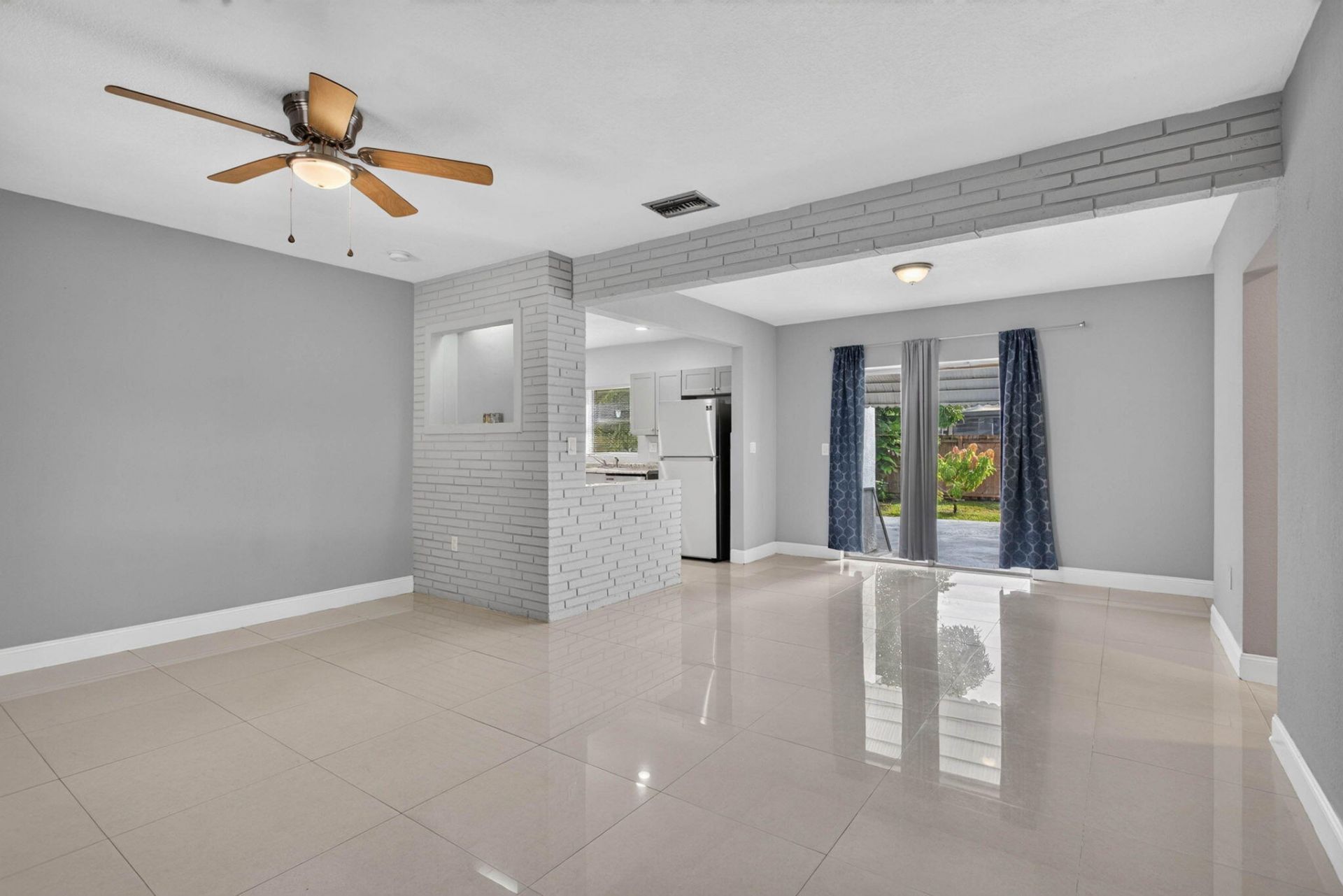 7571 Lasalle Boulevard, Miramar, FL 33023 Photo