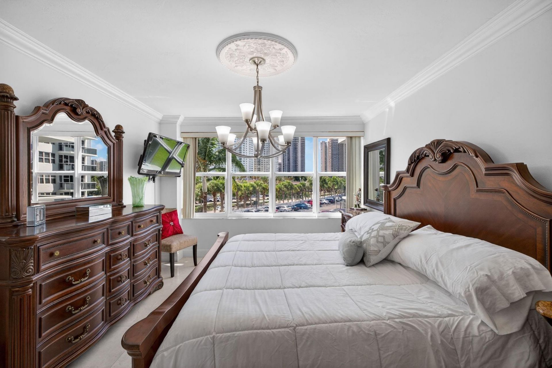 3300 NE 36th Street, Unit 309, Fort Lauderdale, FL 33308 Photo