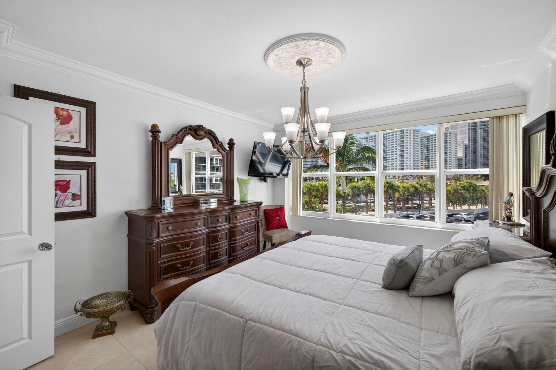 3300 NE 36th Street, Unit 309, Fort Lauderdale, FL 33308 Photo