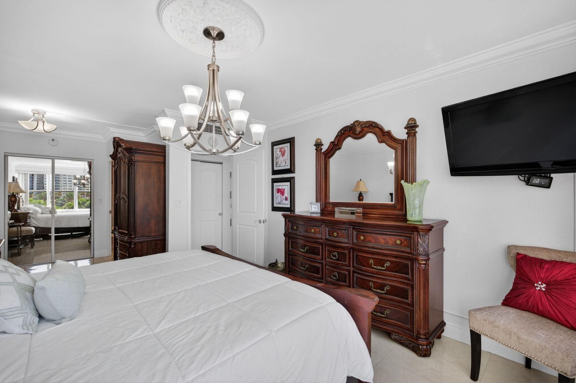 3300 NE 36th Street, Unit 309, Fort Lauderdale, FL 33308 Photo