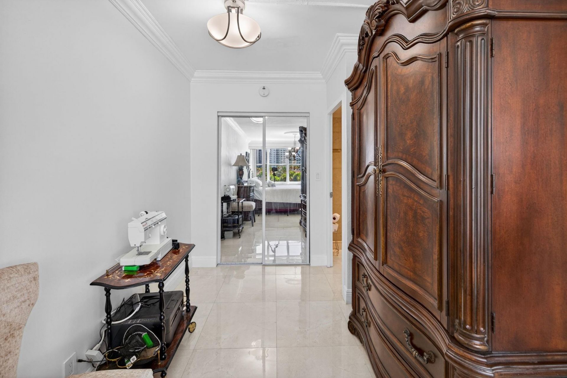 3300 NE 36th Street, Unit 309, Fort Lauderdale, FL 33308 Photo