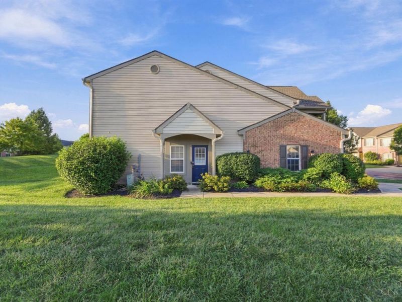 5786 Bayswater Drive, Mason, OH 45040 Photo 1