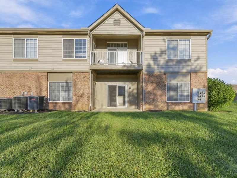 5786 Bayswater Drive, Mason, OH 45040 Photo 3