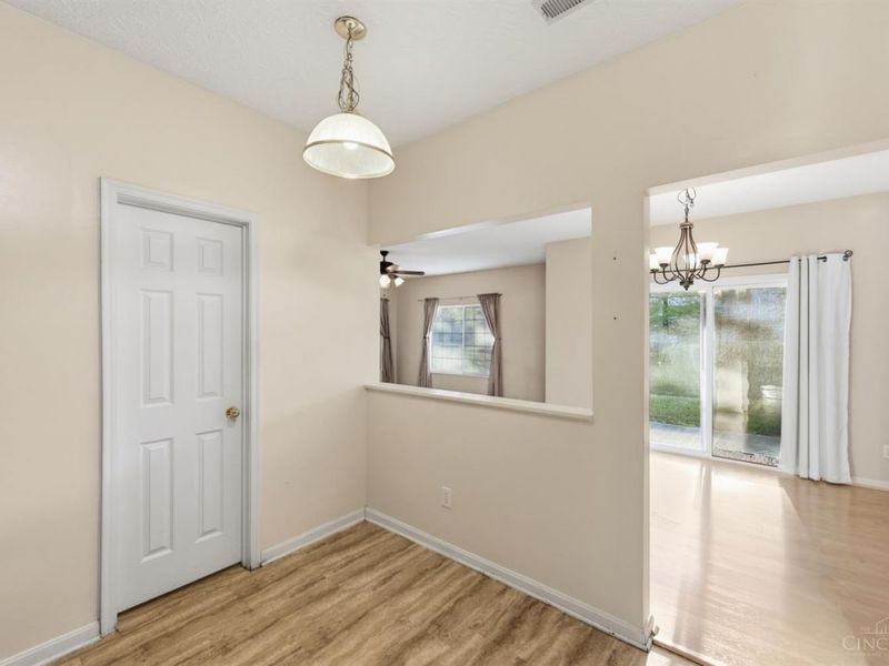 5786 Bayswater Drive, Mason, OH 45040 Photo 8
