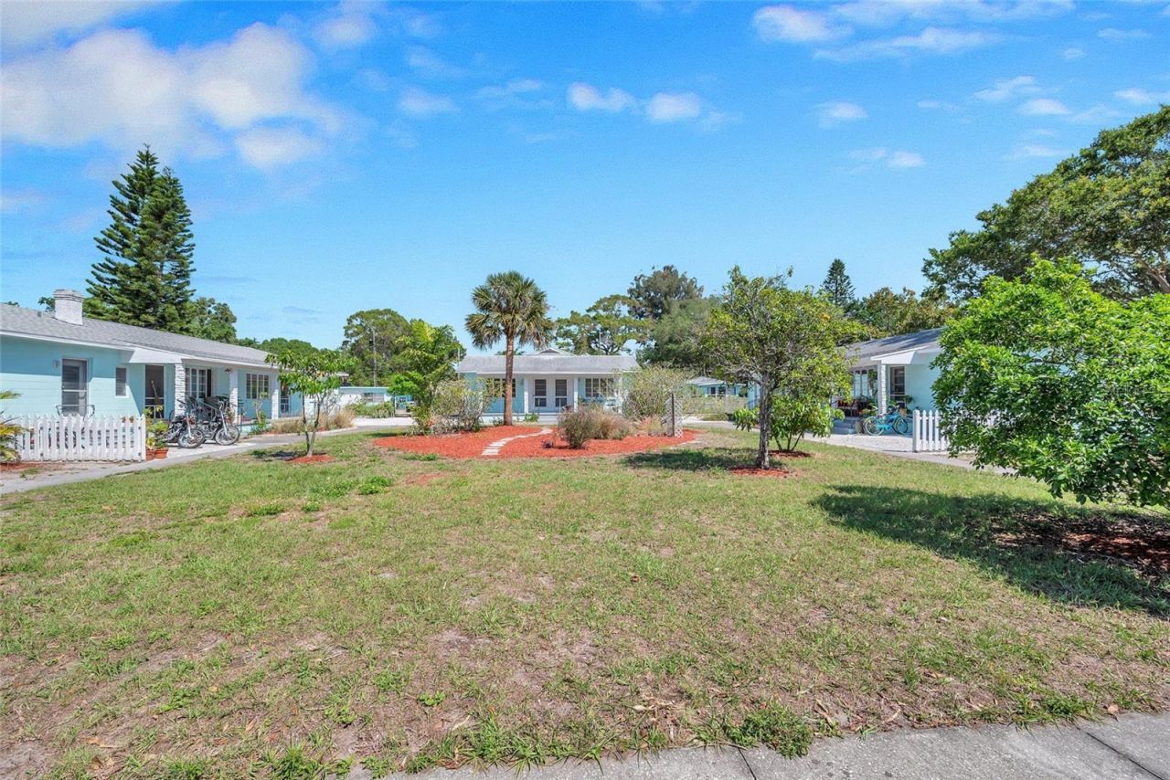 5025 28th Avenue S, Gulfport, FL 33707 Photo