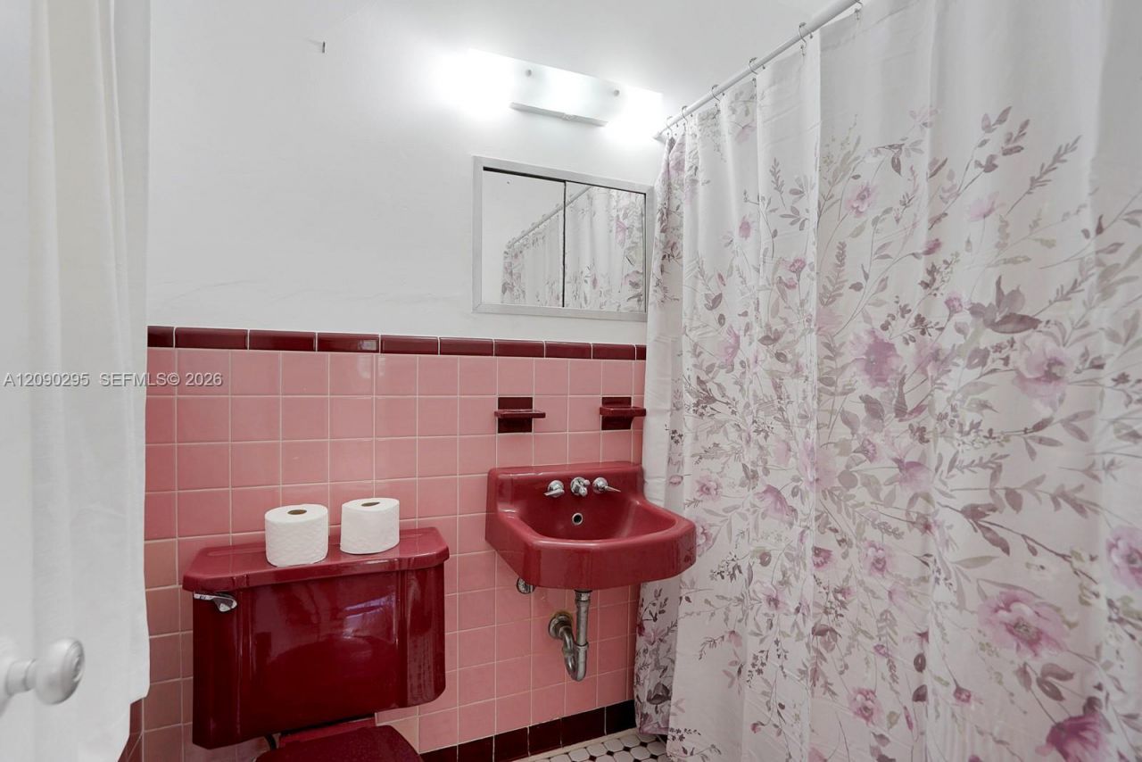975 SW 10th St, Unit 3, Miami, FL 33130 Photo