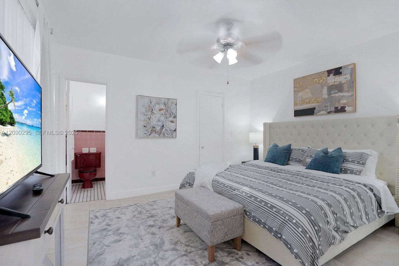 975 SW 10th St, Unit 3, Miami, FL 33130 Photo