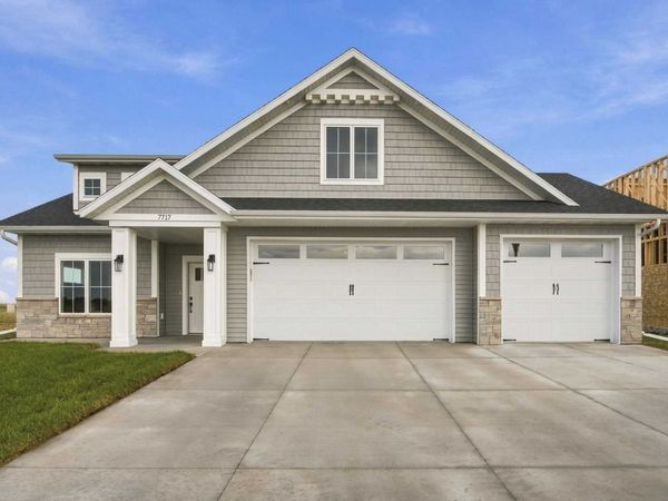 7717 81st Avenue S, Horace, ND 58047