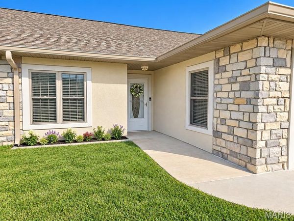 906 Aspen Avenue, Warrenton, MO 63383