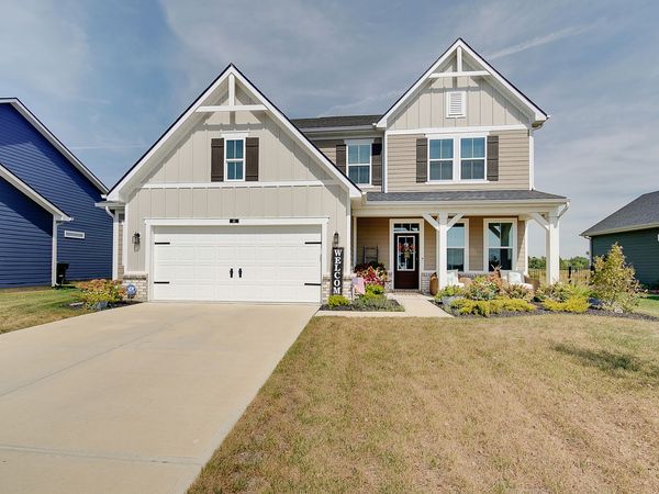 64 Sterling Place, New Whiteland, IN 46184
