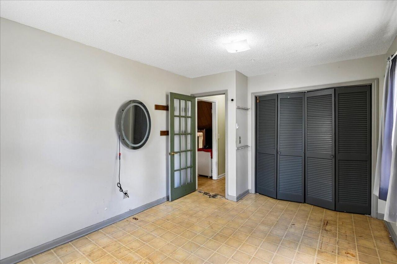 1263 Honeysuckle Lane Photo 39