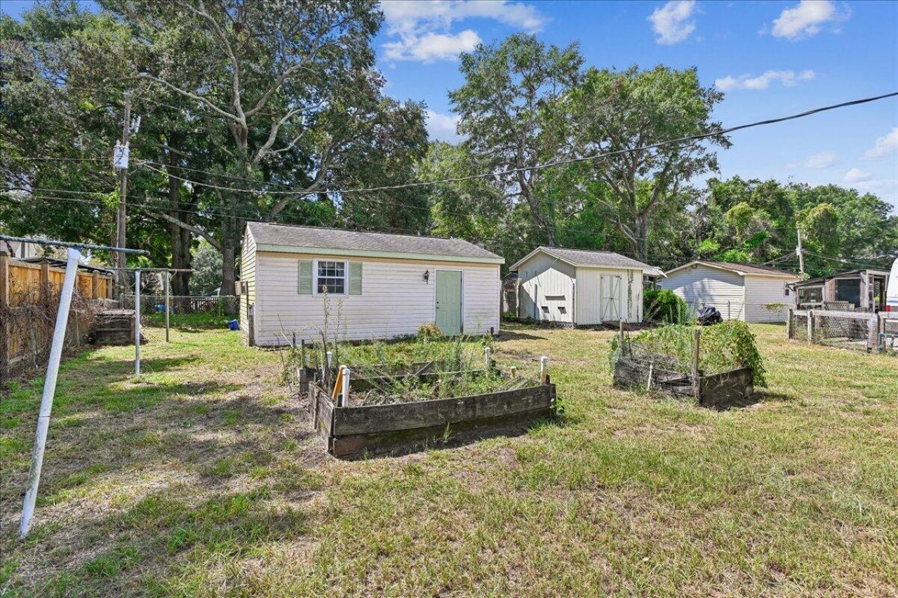 1263 Honeysuckle Lane Photo 48