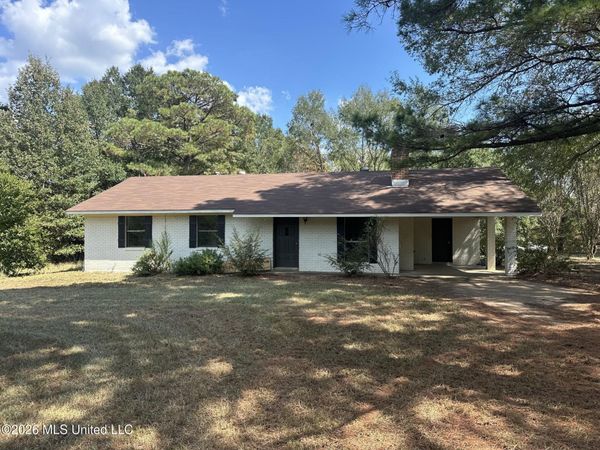 2592 S Liberty Street, Canton, MS 39046