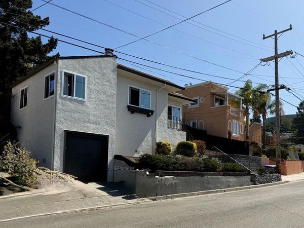 17198 Roberto St, Castro Valley, CA 94546
