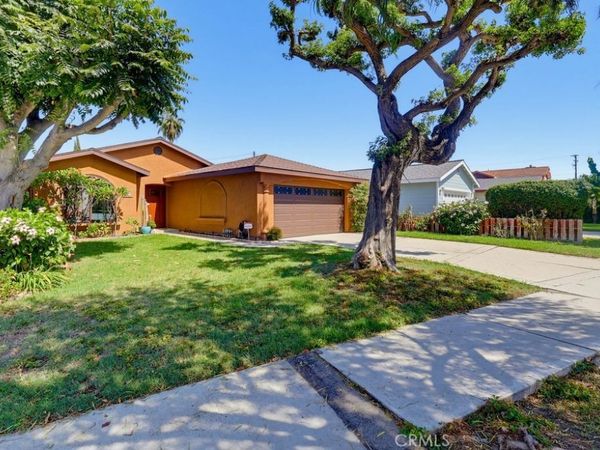 161 E 31st , Long Beach, CA 90807
