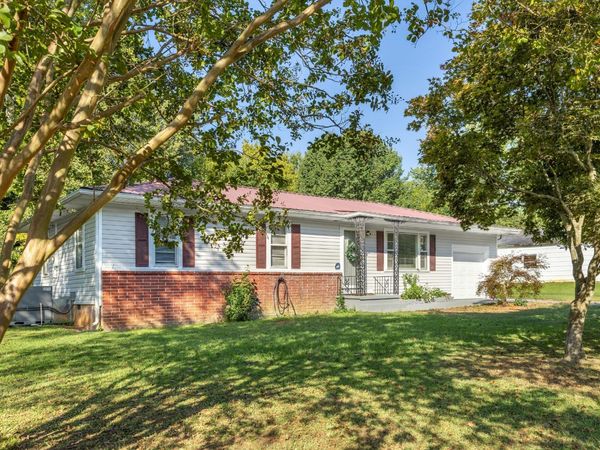 2414 Howell St SE, Cleveland, TN 37323
